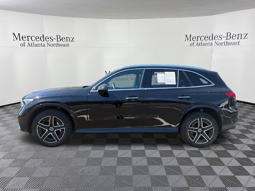 Used 2026 Mercedes-Benz GLC 300 image 4