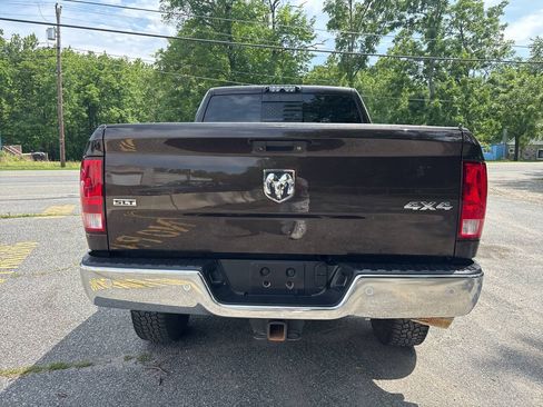 Used 2017 RAM 2500 SLT w/ Snow Chief Group AWD/4WD image 14