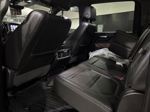 Used 2020 GMC Sierra 2500 Denali w/ Denali Ultimate Package image 28