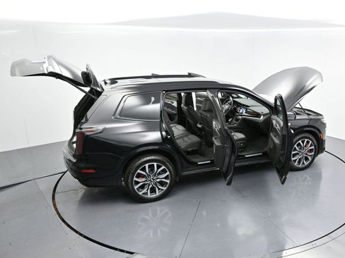 Certified 2024 Cadillac XT6 Sport w/ Platinum Package image 46