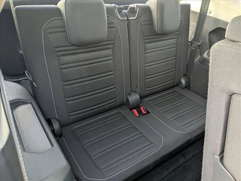 Used 2024 Volkswagen Tiguan S image 19