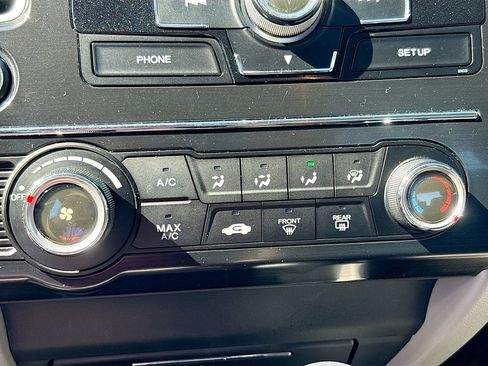 Used 2013 Honda Civic LX image 30