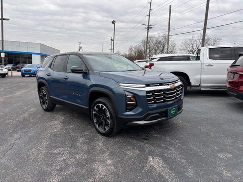 Used 2026 Chevrolet Equinox LT w/ Convenience Package II image 7