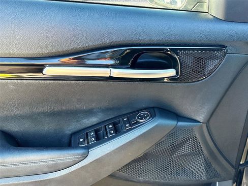 Used 2021 Kia Seltos S image 18