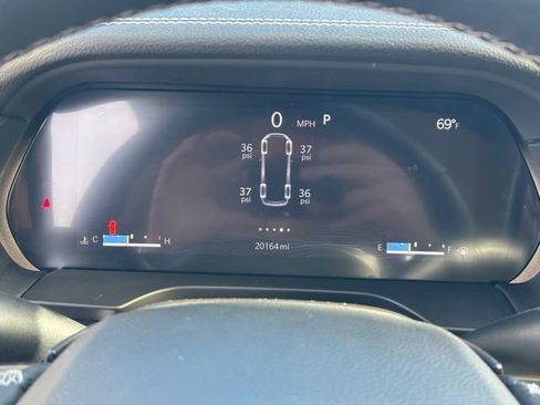 Used 2022 Jeep Grand Cherokee L Limited w/ Luxury Tech Group II AWD/4WD image 7