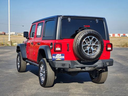 Used 2024 Jeep Wrangler Sport S image 6
