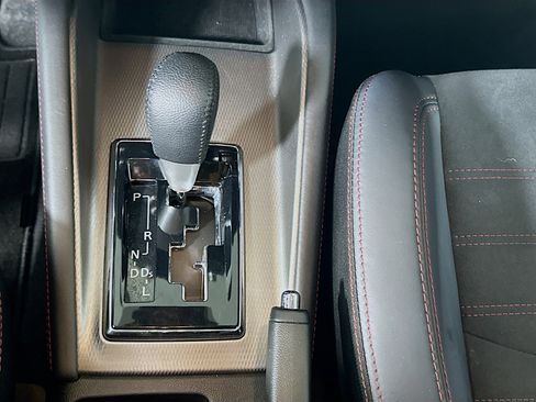 Used 2025 Mitsubishi Outlander Sport SE image 24