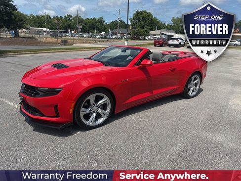 Used 2020 Chevrolet Camaro LT RWD image 9