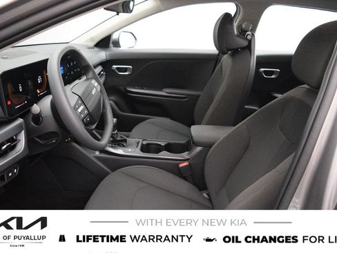 New 2026 Kia K4 FWD image 10