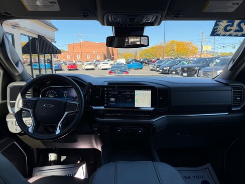 Used 2025 Chevrolet Silverado 2500 LT w/ Trail Boss Package image 19