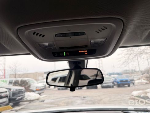 Certified 2019 Chevrolet Traverse LT image 25