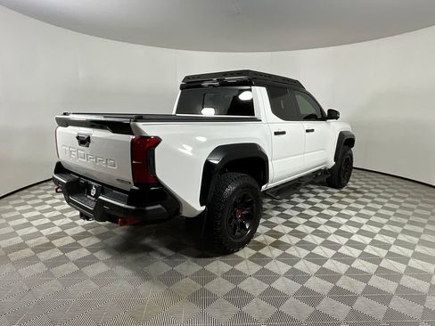 Used 2025 Toyota Tacoma TRD Pro AWD/4WD image 4