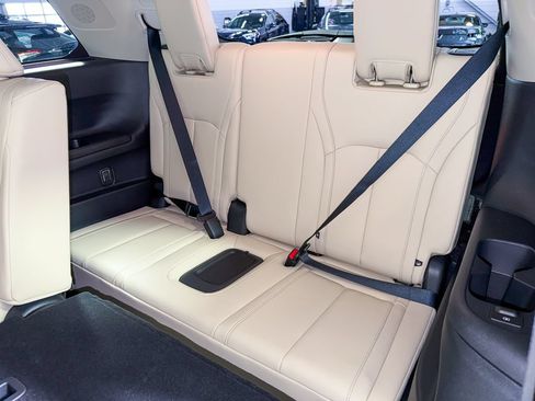 Used 2023 INFINITI QX60 Sensory w/ Cargo Package AWD/4WD image 38