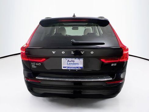 Used 2023 Volvo XC60 B5 Core w/ Climate Package image 6
