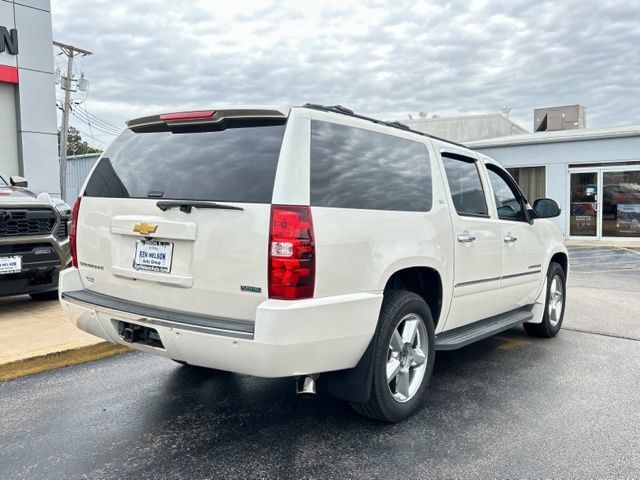 Used 2012 Chevrolet Suburban LTZ AWD/4WD image 15