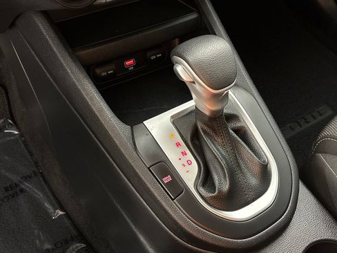 Used 2023 Kia Forte LXS FWD image 33
