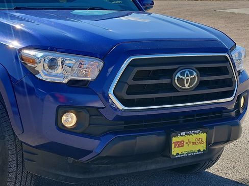 Used 2022 Toyota Tacoma SR5 RWD image 7