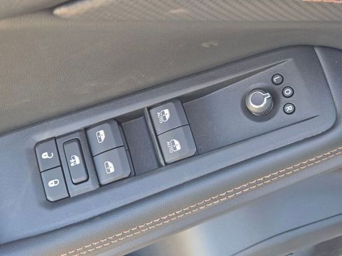 New 2026 Jeep Cherokee Overland w/ Advanced Pro Tech Group AWD/4WD image 19