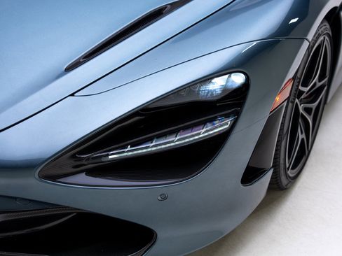 Used 2018 McLaren 720S image 11