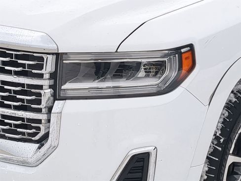 Used 2021 GMC Acadia Denali w/ Denali Ultimate Package image 18