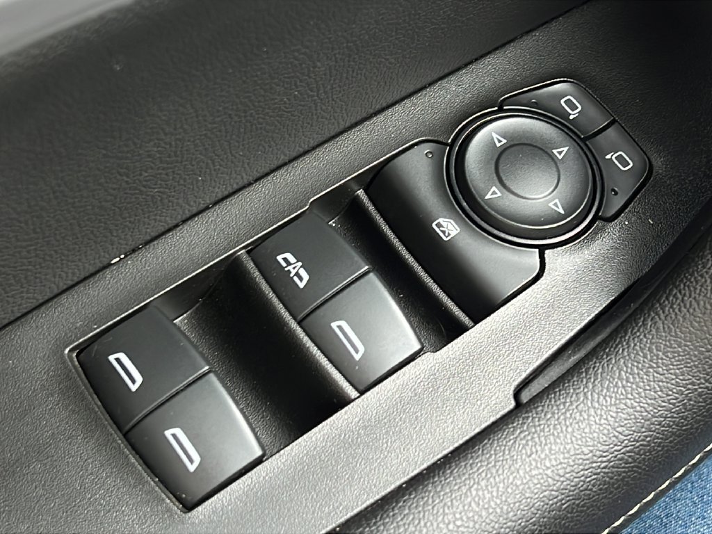 Used 2024 Chevrolet Blazer LT w/ Midnight/Sport Edition AWD/4WD image 18
