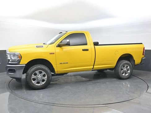Used 2020 RAM 2500 Big Horn w/ Level 1 Equipment Group image 2