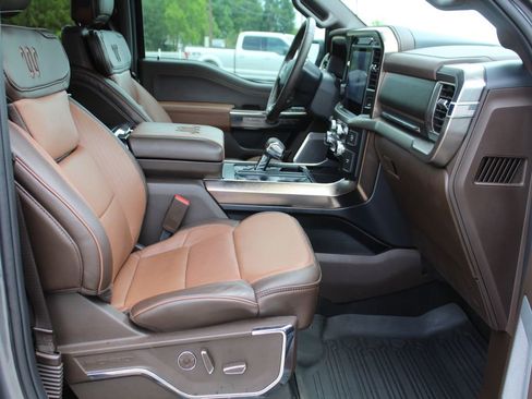 Used 2024 Ford F150 King Ranch w/ FX4 Off-Road Package AWD/4WD image 14