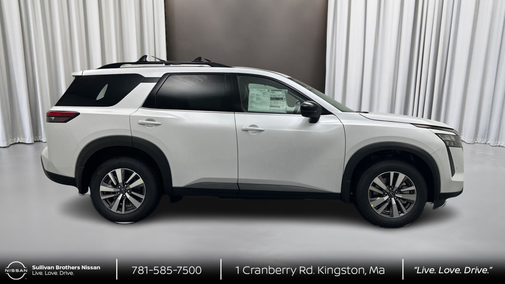 New 2026 Nissan Pathfinder SL AWD/4WD image 4