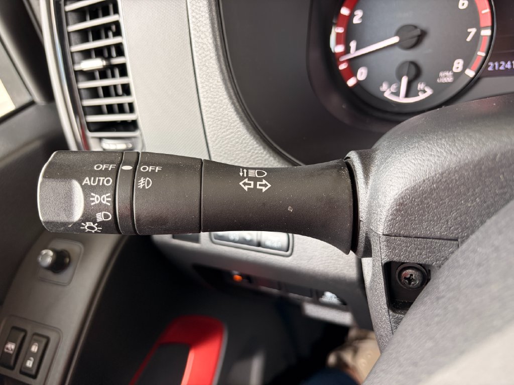 Used 2023 Nissan Frontier PRO-4X w/ Pro Convenience Package AWD/4WD image 17