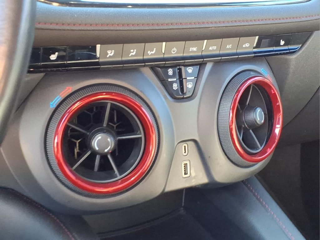 Used 2021 Chevrolet Blazer RS FWD image 26