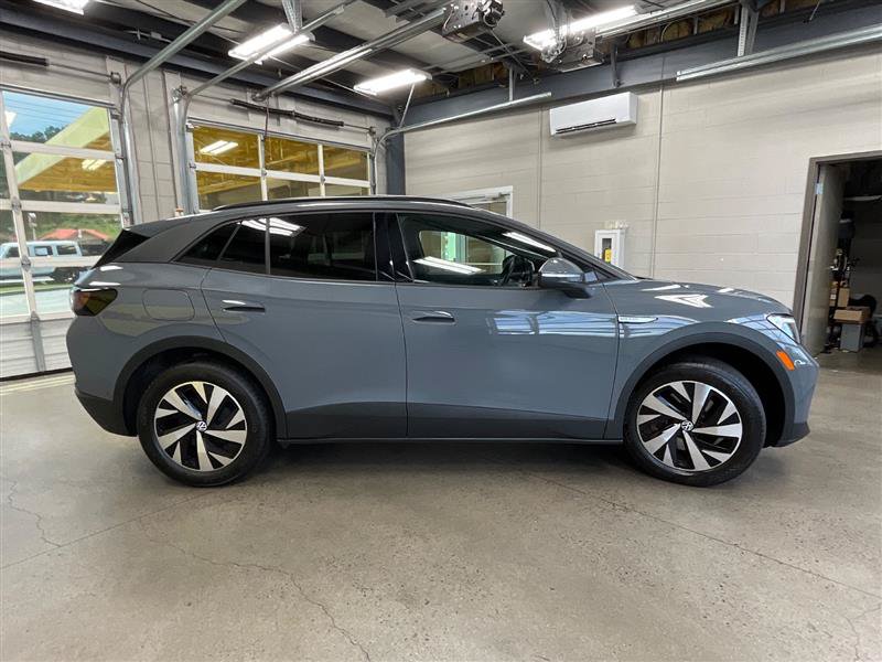 Used 2023 Volkswagen ID.4 Pro AWD/4WD image 6