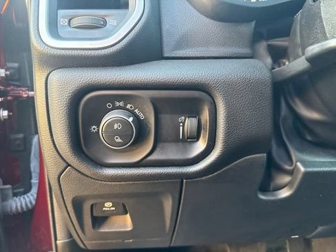 Used 2023 RAM 1500 Big Horn AWD/4WD image 19