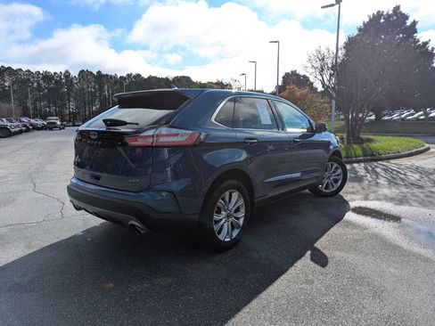 Used 2022 Ford Edge Titanium image 5