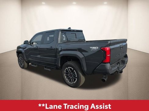 Used 2025 Toyota Tacoma TRD Sport w/ TRD Sport Upgrade Package image 11