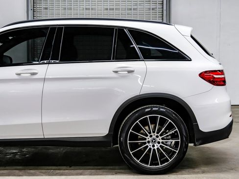 Used 2019 Mercedes-Benz GLC 300 image 14