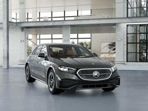 New 2026 Mercedes-Benz E 350 4MATIC Sedan image 9