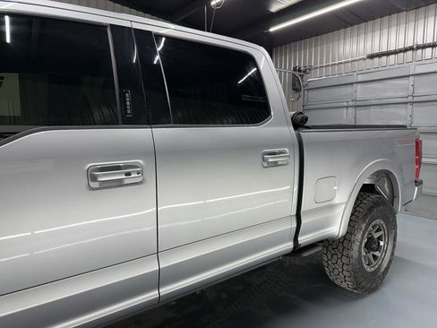 Used 2022 Ford F250 Lariat w/ Tremor Off-Road Package AWD/4WD image 6