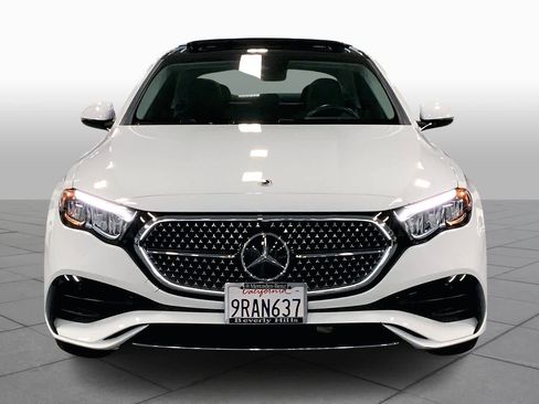 Used 2025 Mercedes-Benz E 350 Sedan image 3