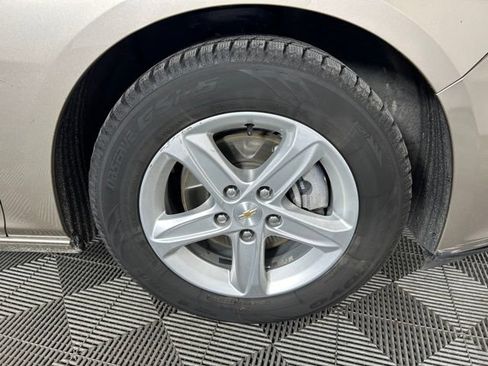 Used 2022 Chevrolet Malibu LS w/ Driver Confidence Package II FWD image 10