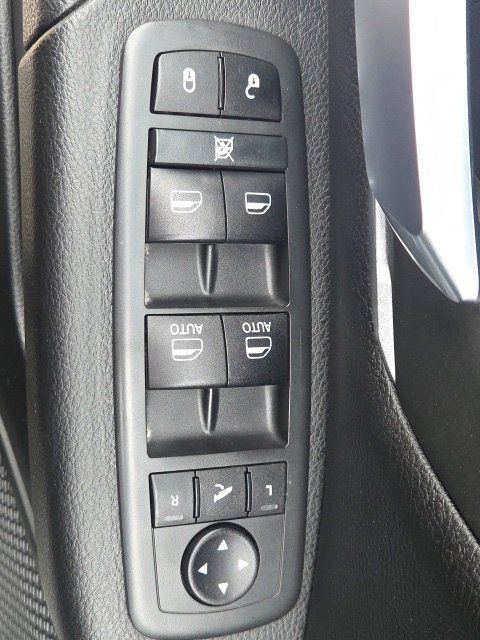 Used 2020 RAM 1500 Big Horn AWD/4WD image 17