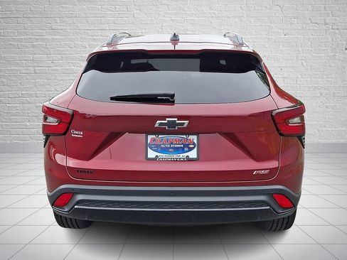 Used 2025 Chevrolet Trax RS w/ Driver Confidence Package FWD image 5