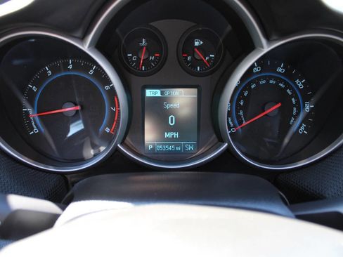 Used 2014 Chevrolet Cruze LT image 36