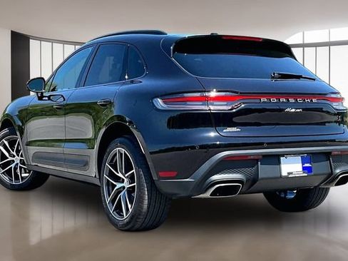 Used 2026 Porsche Macan AWD/4WD image 4