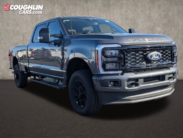New 2027 Ford F350 Lariat w/ Black Appearance Package AWD/4WD 360° Tour