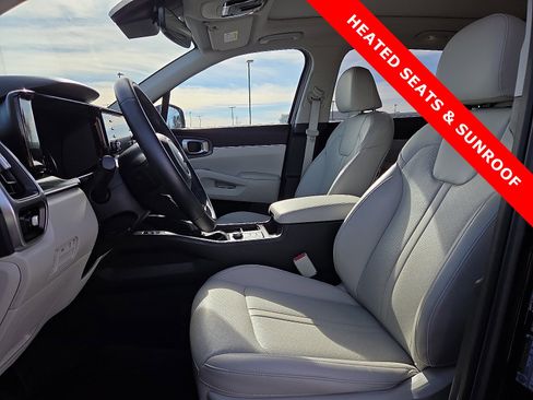 Used 2021 Kia Sorento S w/ Panoramic Sunroof Package image 16