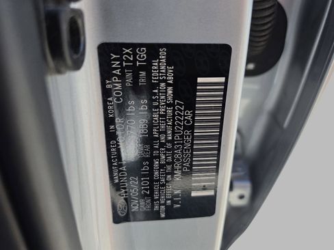 Used 2023 Hyundai Venue SEL FWD image 34