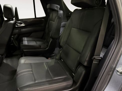 Used 2021 Chevrolet Tahoe RST w/ Luxury Package RWD image 20