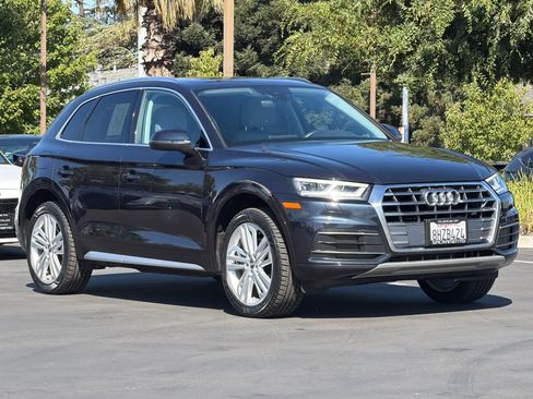 Used 2018 Audi Q5 2.0T Premium Plus w/ Premium Plus Package AWD/4WD image 5