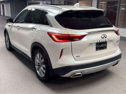 Used 2019 INFINITI QX50 Essential w/ Proactive Package AWD/4WD image 5