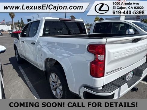 Used 2022 Chevrolet Silverado 1500 Custom RWD image 2